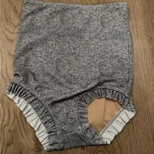 Kortni jeane 6/7 dark heather gray